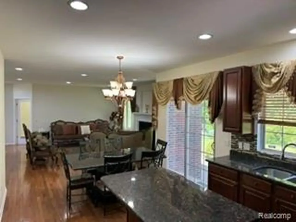 4853 Vinewood Drive Sterling Heights City MI 48314