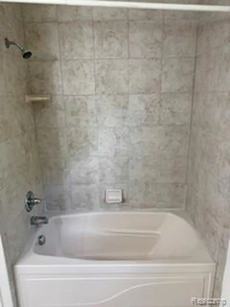 4853 Vinewood Drive Sterling Heights City MI 48314