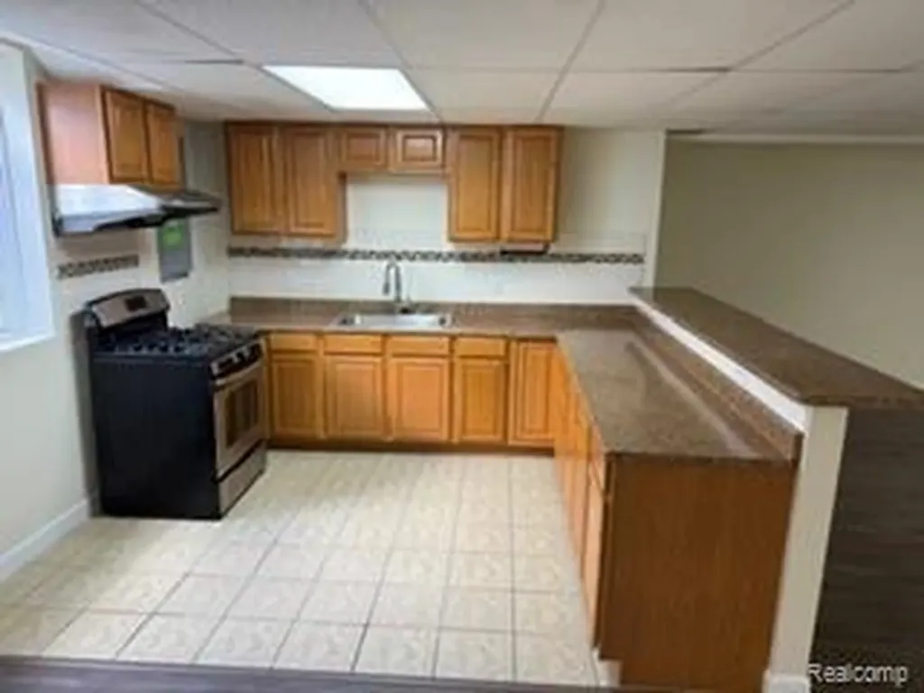 4853 Vinewood Drive Sterling Heights City MI 48314