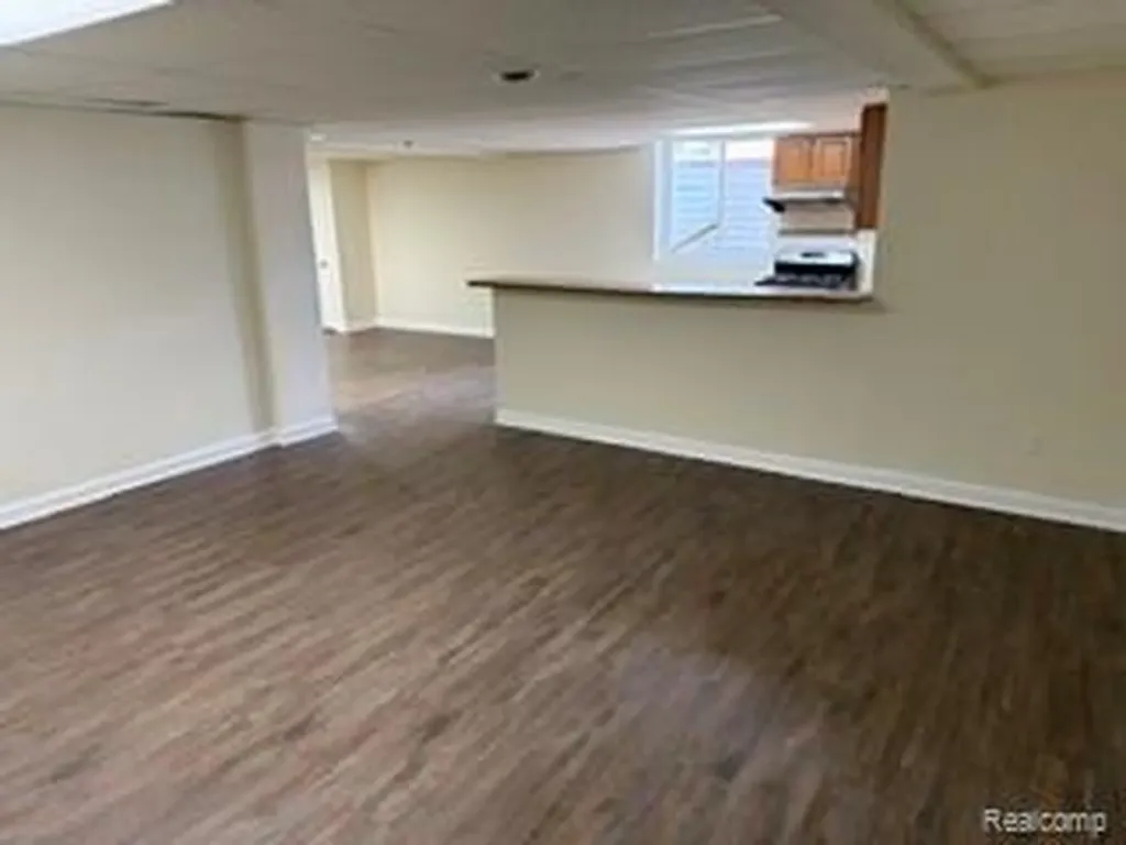 4853 Vinewood Drive Sterling Heights City MI 48314