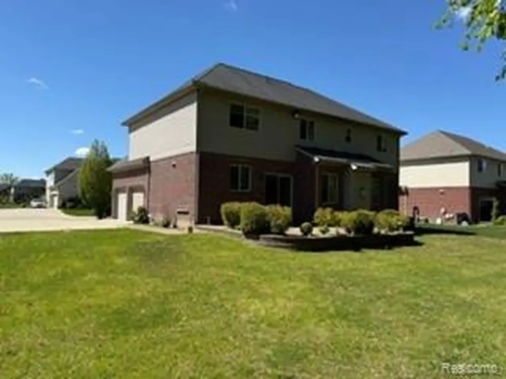4853 Vinewood Drive Sterling Heights City MI 48314