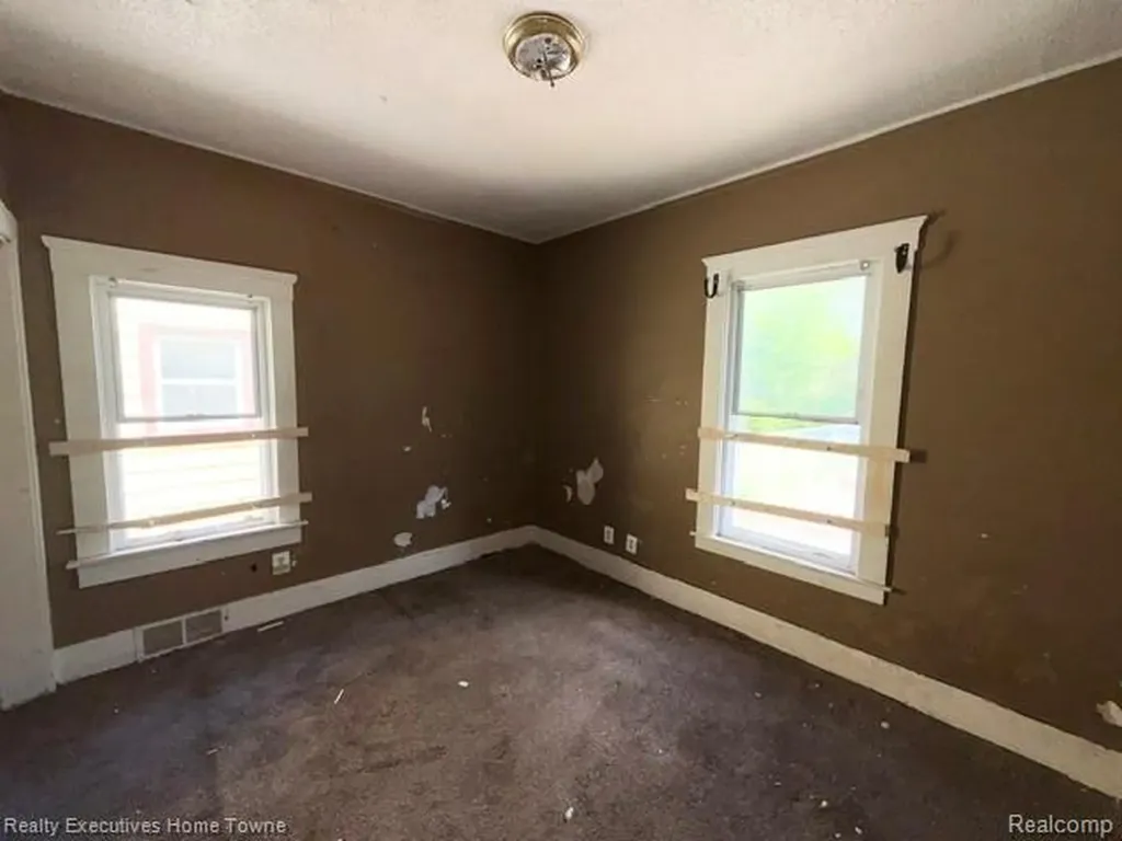 13524 Faust Avenue Detroit City MI 48223