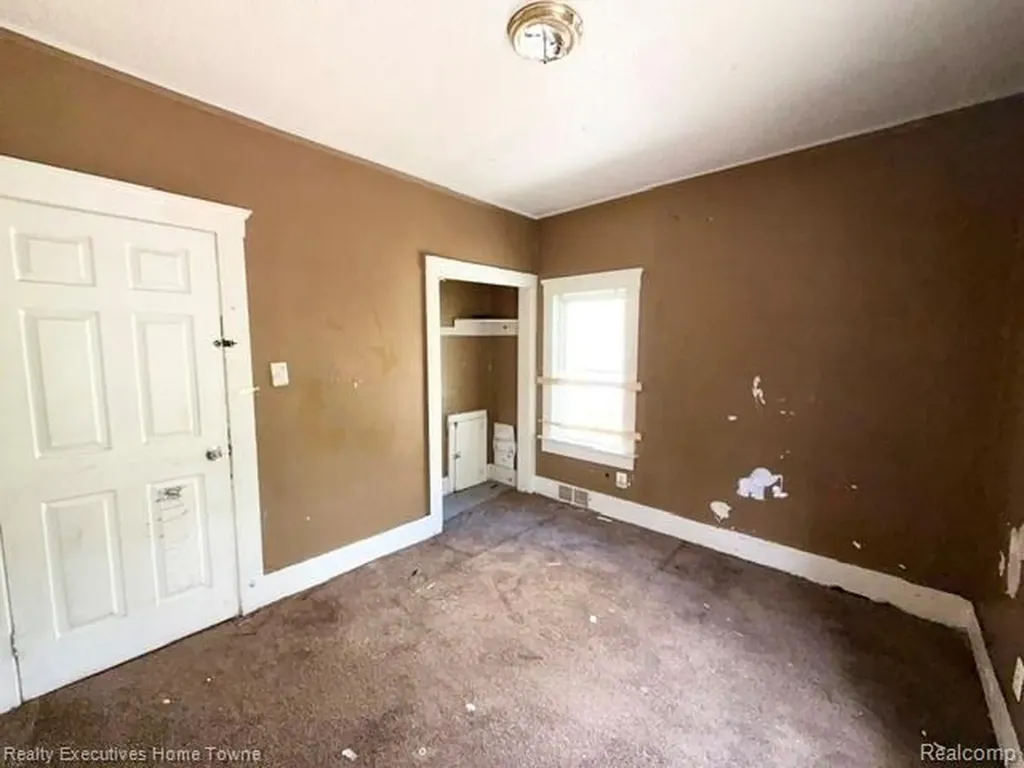 13524 Faust Avenue Detroit City MI 48223