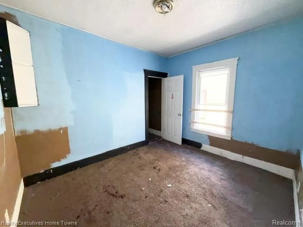13524 Faust Avenue Detroit City MI 48223