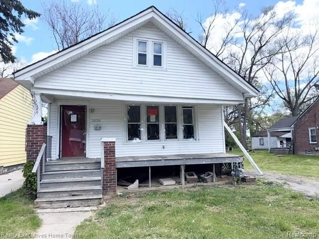 13524 Faust Avenue Detroit City MI 48223