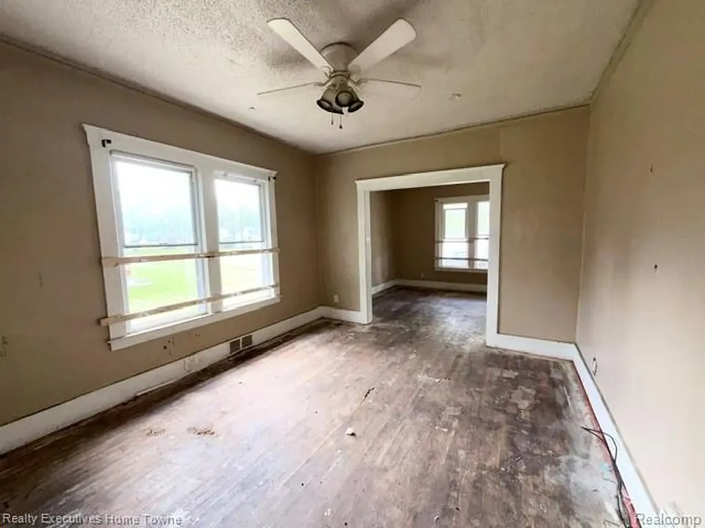 13524 Faust Avenue Detroit City MI 48223