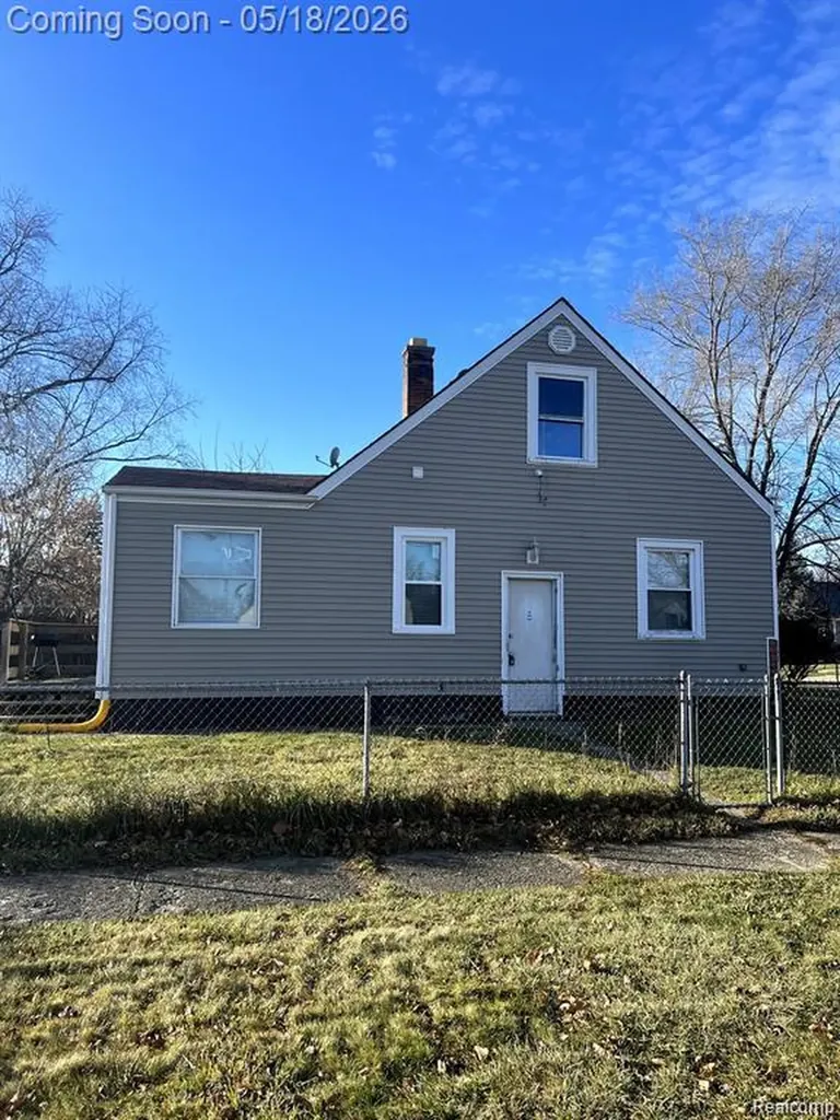 701 Alvord Avenue Flint City MI 48507