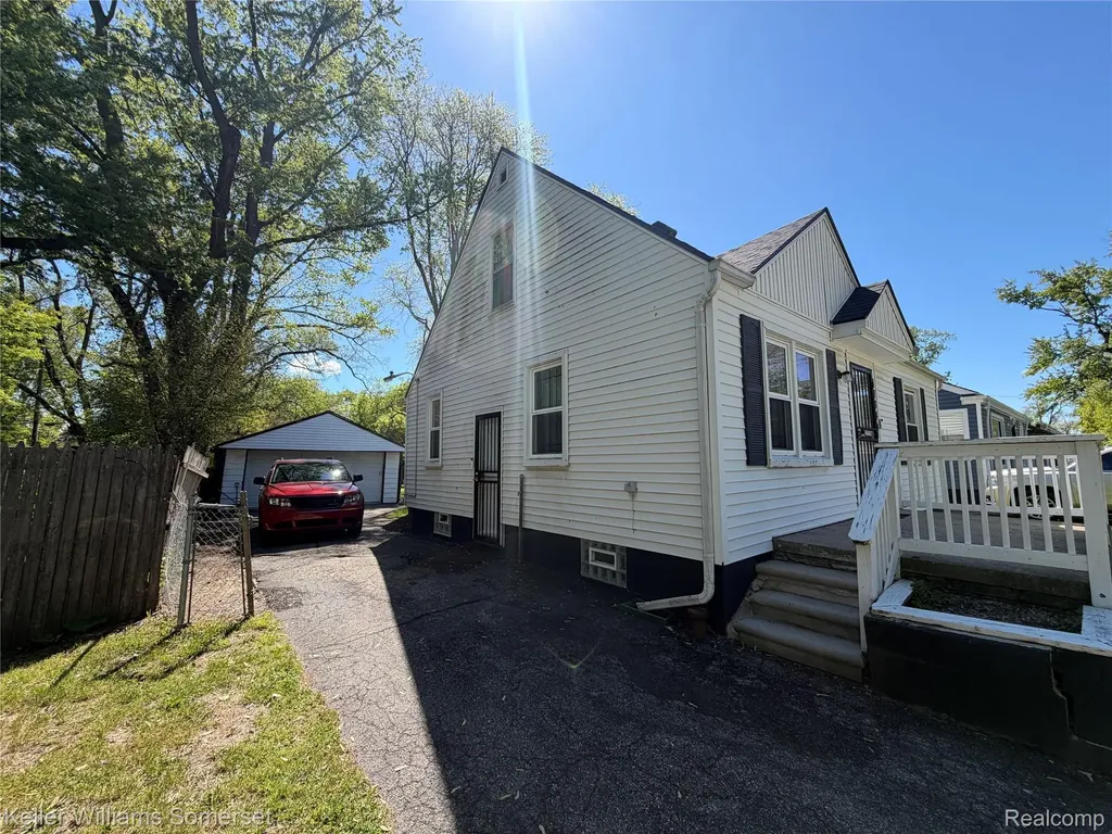 17344 Salem Street Detroit City MI 48219