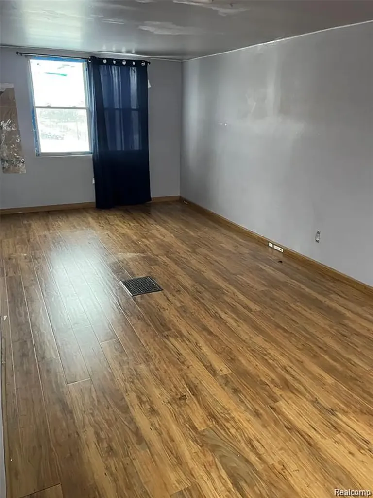 13053 Maiden Street Detroit City MI 48213