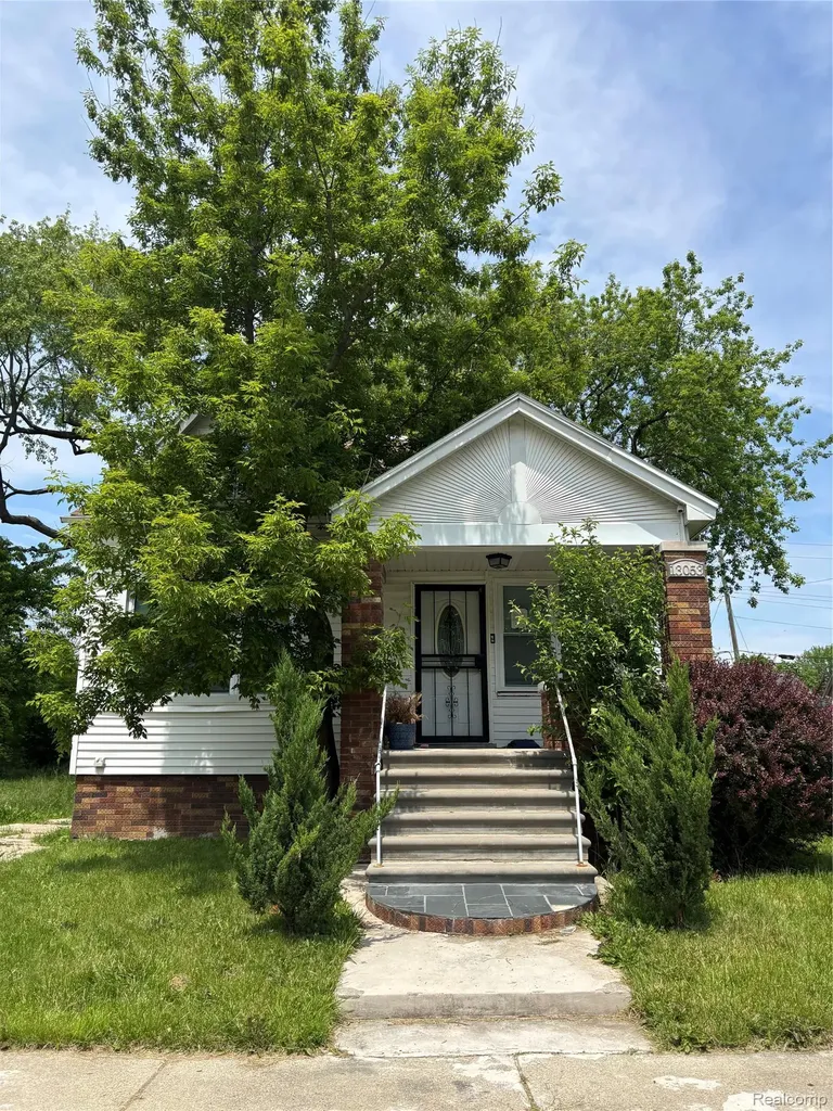 13053 Maiden Street Detroit City MI 48213