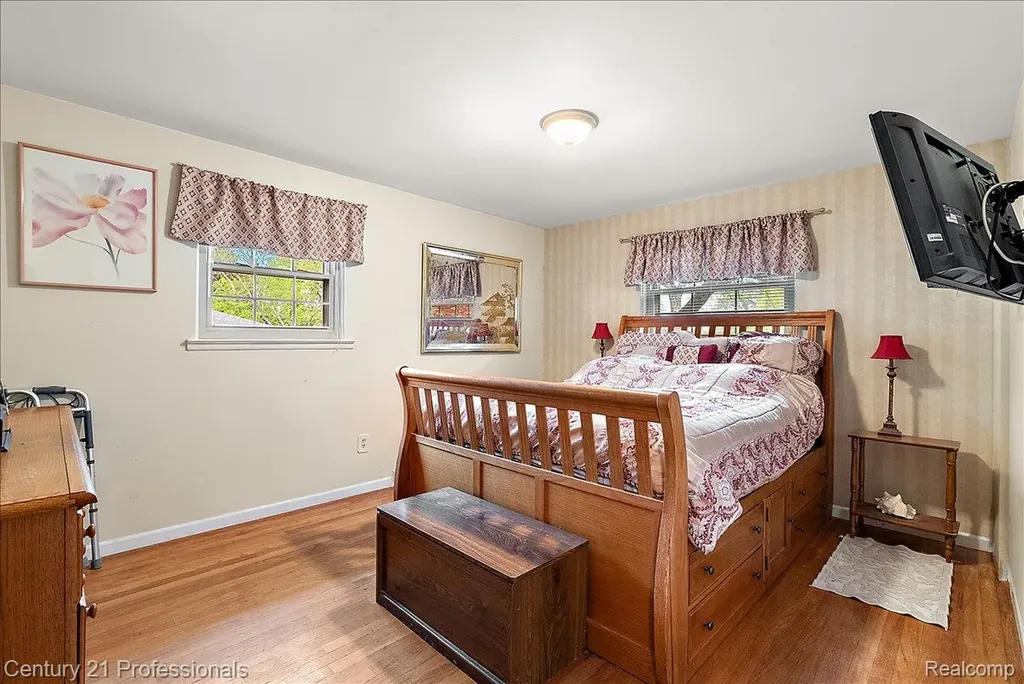 5788 Strathdon Way Waterford Charter Township MI 48327