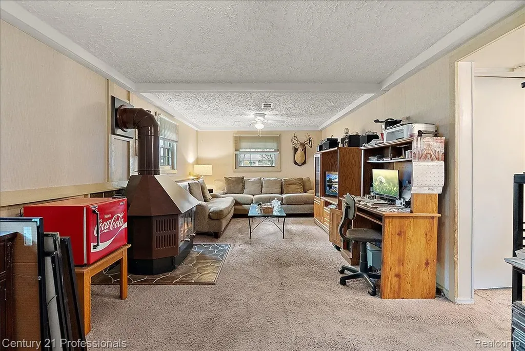 5788 Strathdon Way Waterford Charter Township MI 48327