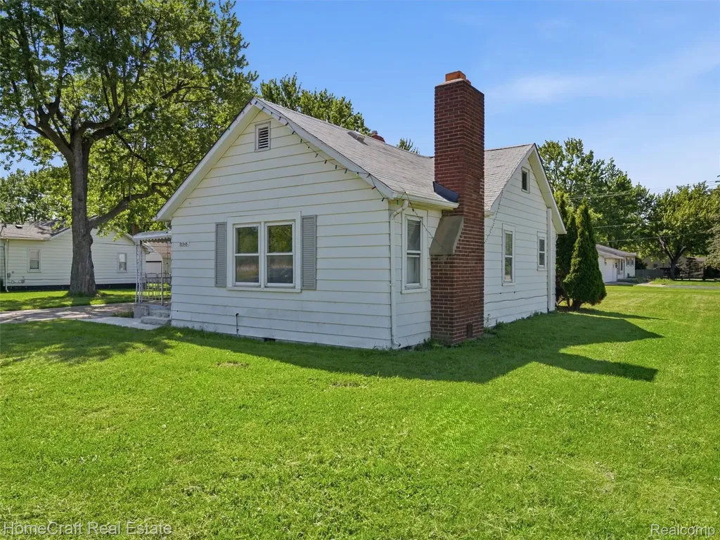 31245 Beverly Road Romulus City MI 48174