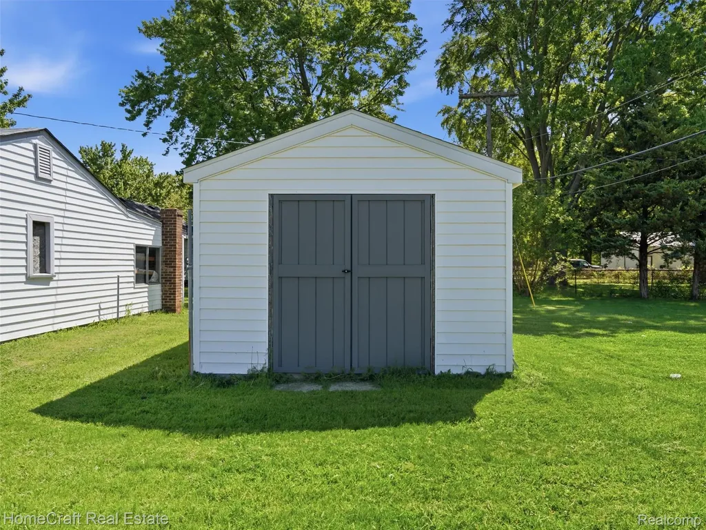 31245 Beverly Road Romulus City MI 48174