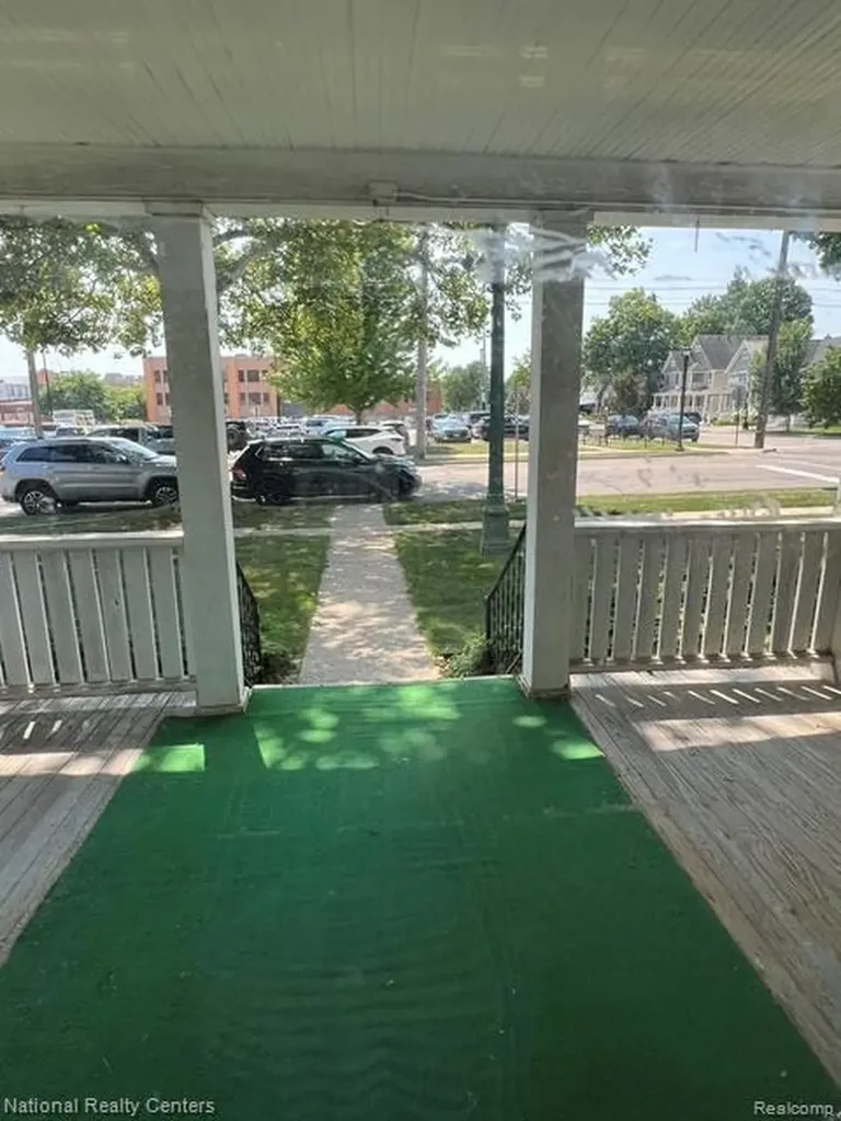 132 W Dunlap Street Northville City MI 48167