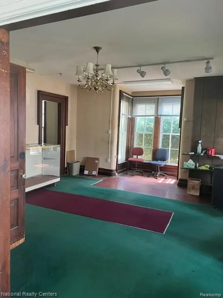 132 W Dunlap Street Northville City MI 48167