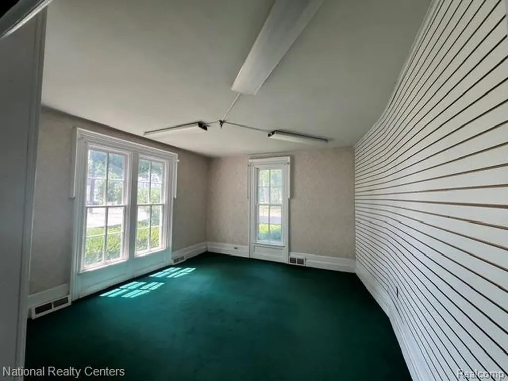 132 W Dunlap Street Northville City MI 48167
