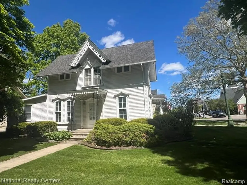 132 W Dunlap Street Northville City MI 48167