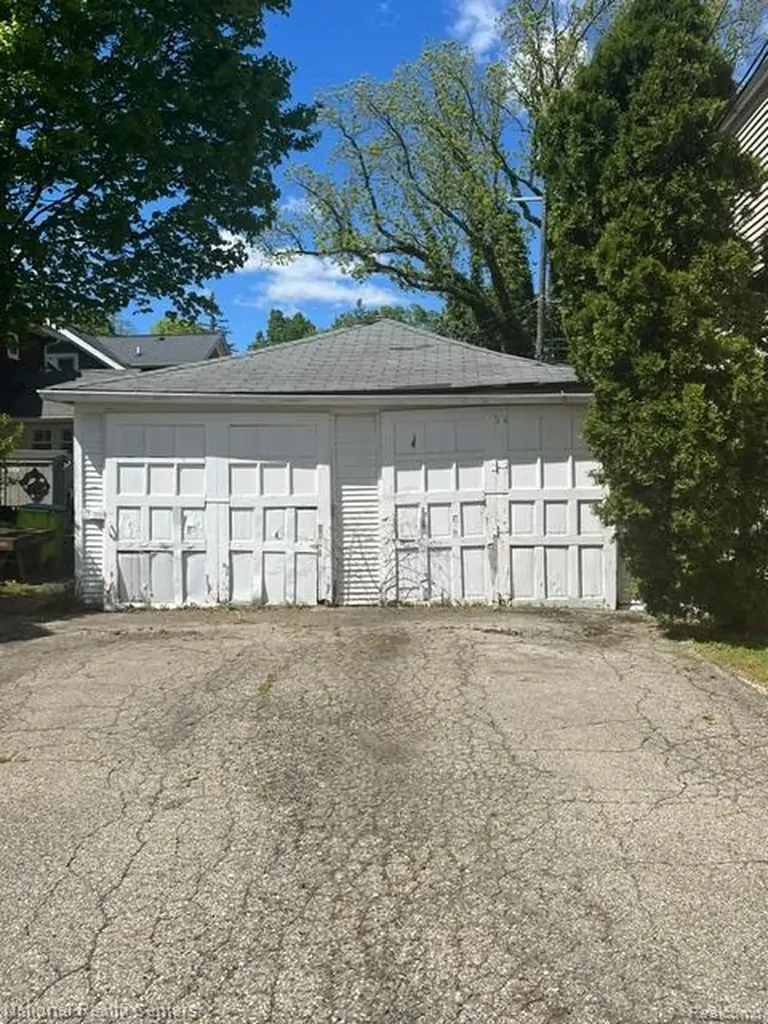 132 W Dunlap Street Northville City MI 48167
