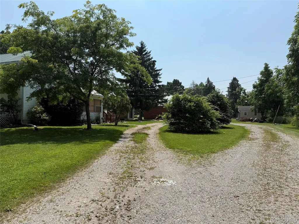 3341 W Baldwin Road Mundy Township MI 48439