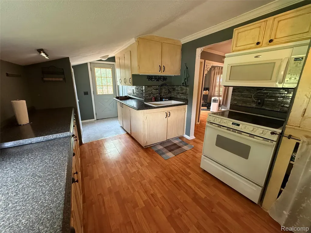3341 W Baldwin Road Mundy Township MI 48439