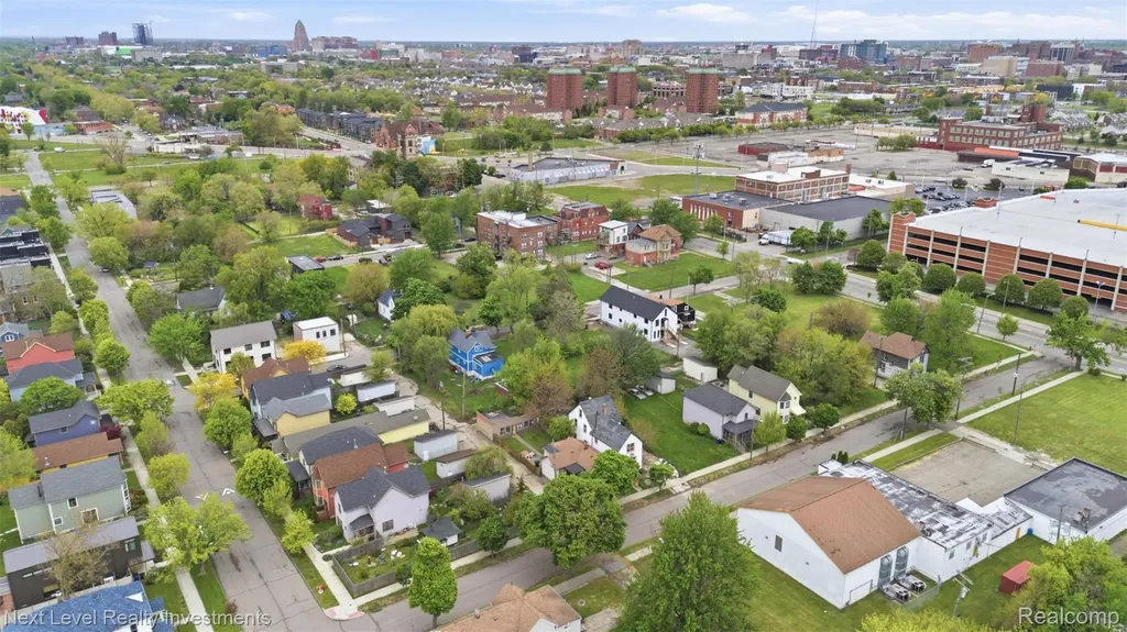 1547 Elm Street Detroit City MI 48216