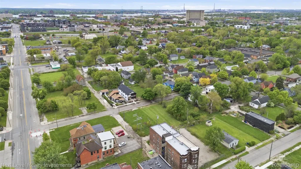 1547 Elm Street Detroit City MI 48216
