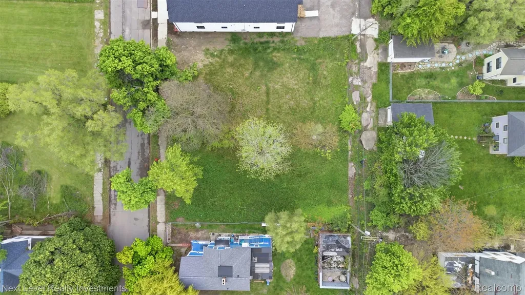 1547 Elm Street Detroit City MI 48216