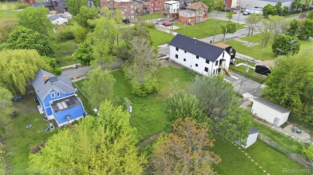 1547 Elm Street Detroit City MI 48216