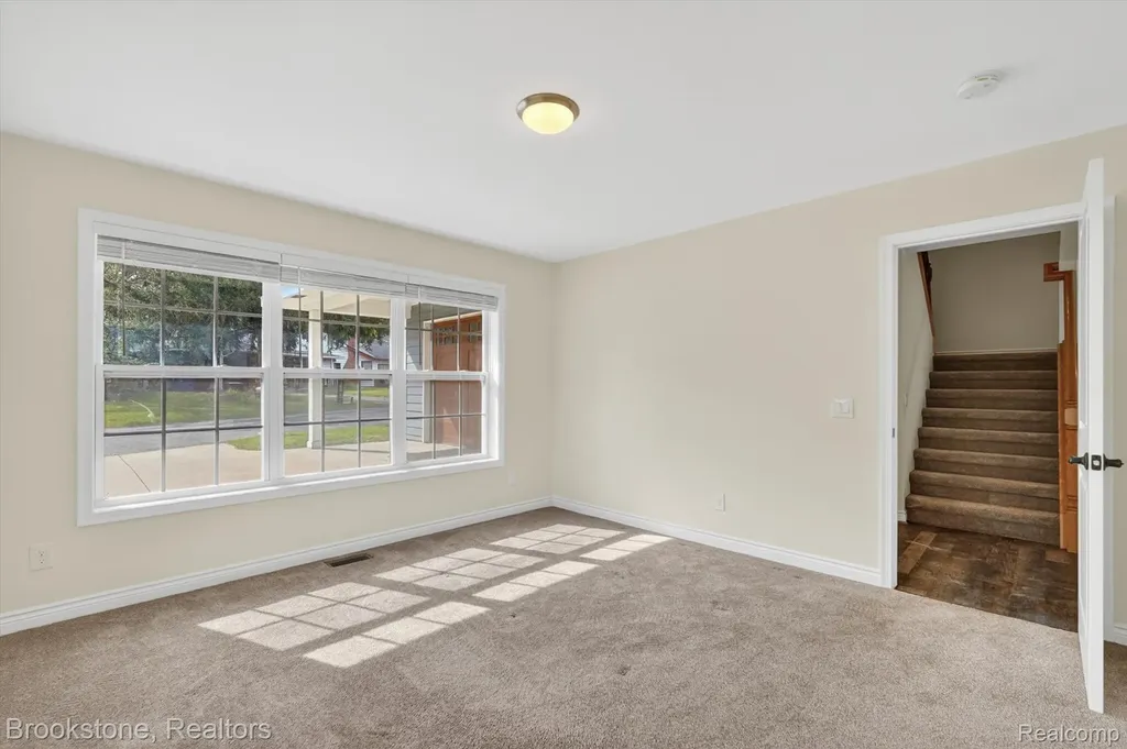 3695 Lotus Drive Waterford Charter Township MI 48329