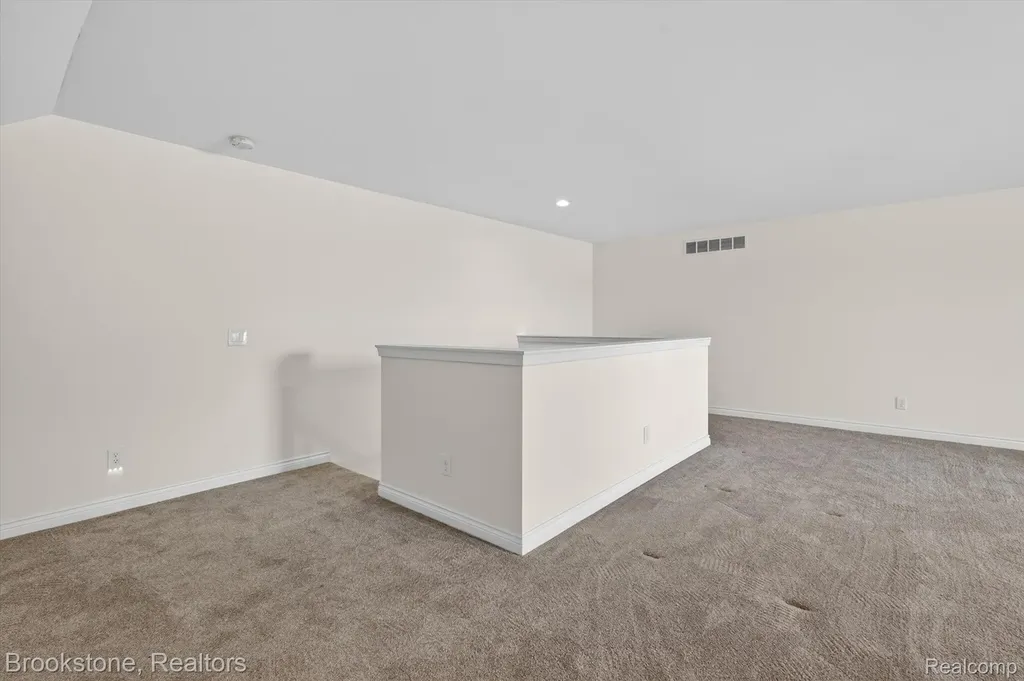 3695 Lotus Drive Waterford Charter Township MI 48329