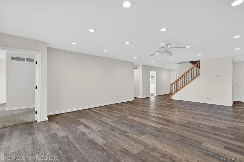 3695 Lotus Drive Waterford Charter Township MI 48329