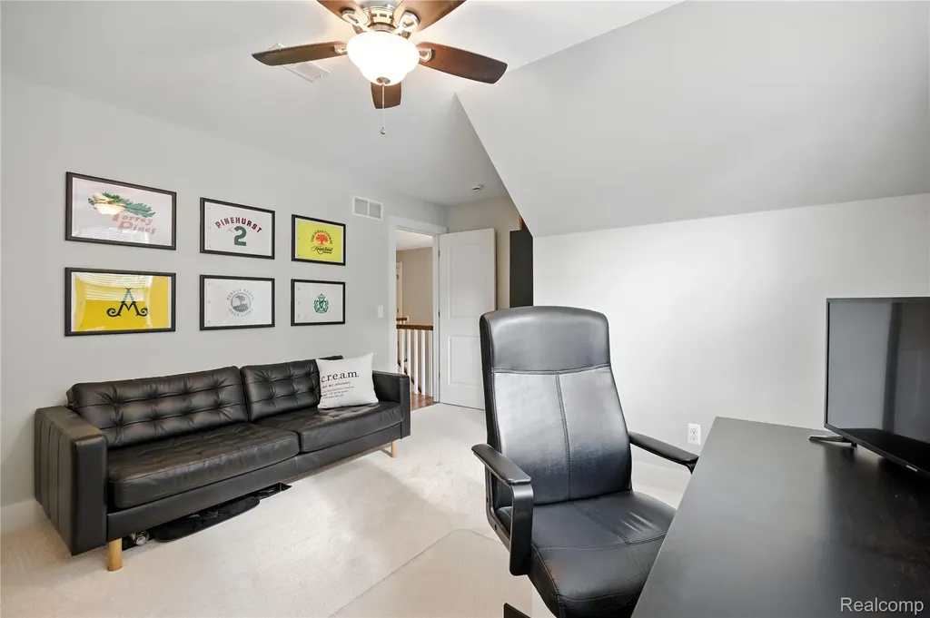 4223 Hampton Boulevard Royal Oak City MI 48073