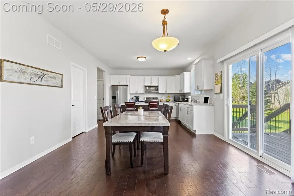 30925 Asbury Hill Drive Lyon Charter Township MI 48165