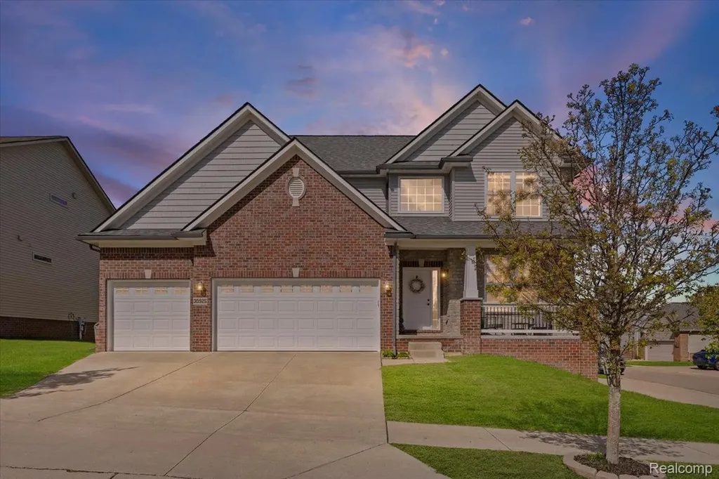 30925 Asbury Hill Drive Lyon Charter Township MI 48165