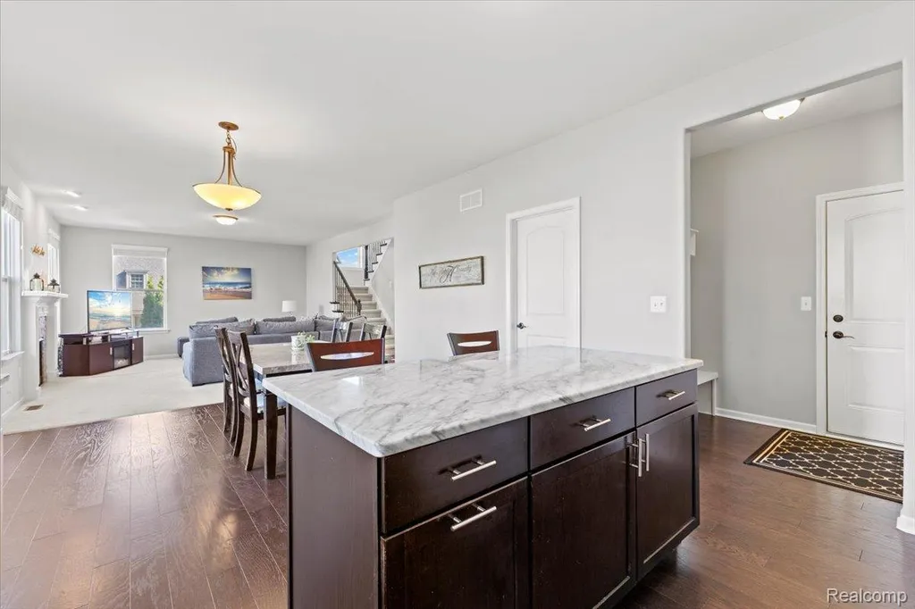30925 Asbury Hill Drive Lyon Charter Township MI 48165