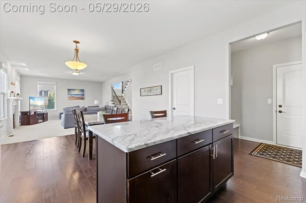 30925 Asbury Hill Drive Lyon Charter Township MI 48165