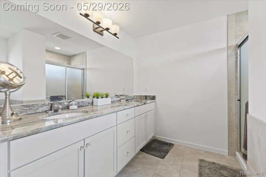 30925 Asbury Hill Drive Lyon Charter Township MI 48165