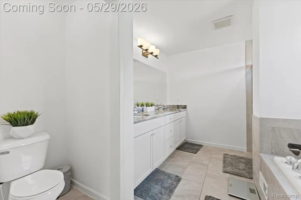 30925 Asbury Hill Drive Lyon Charter Township MI 48165