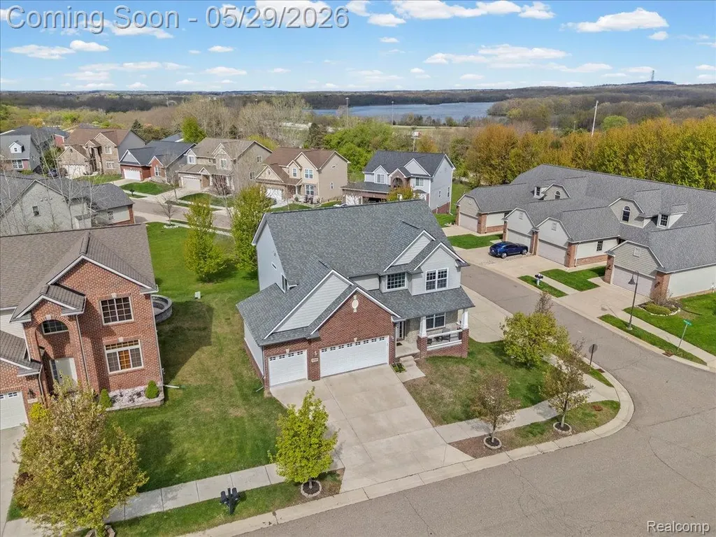 30925 Asbury Hill Drive Lyon Charter Township MI 48165