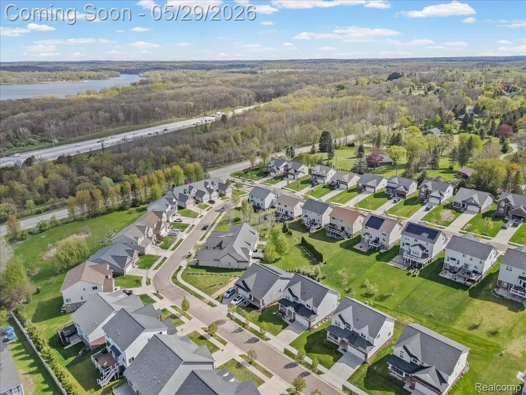 30925 Asbury Hill Drive Lyon Charter Township MI 48165