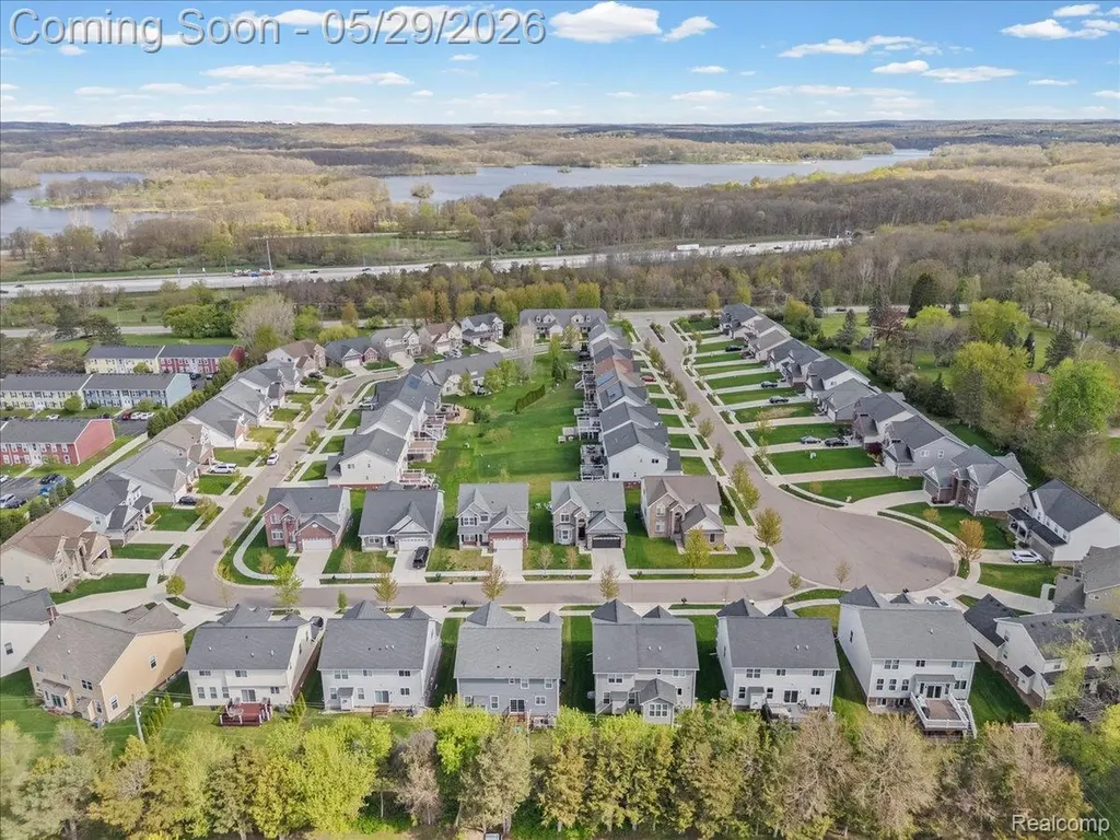 30925 Asbury Hill Drive Lyon Charter Township MI 48165