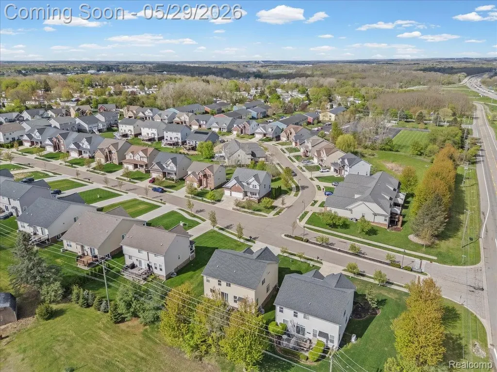 30925 Asbury Hill Drive Lyon Charter Township MI 48165