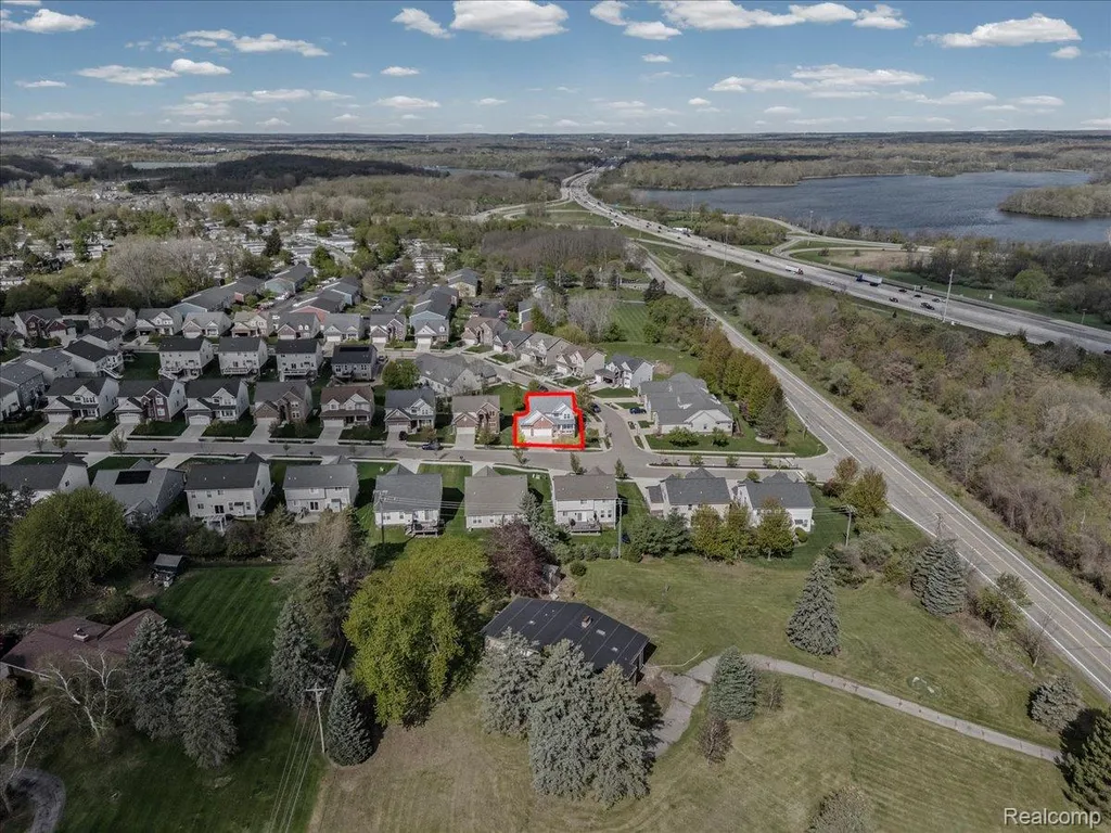 30925 Asbury Hill Drive Lyon Charter Township MI 48165