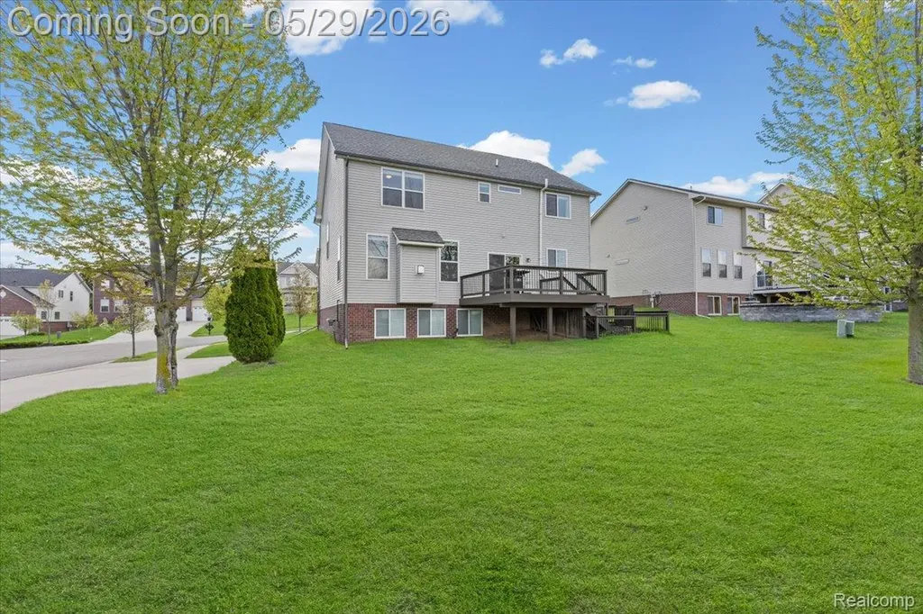 30925 Asbury Hill Drive Lyon Charter Township MI 48165