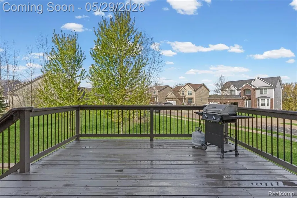 30925 Asbury Hill Drive Lyon Charter Township MI 48165