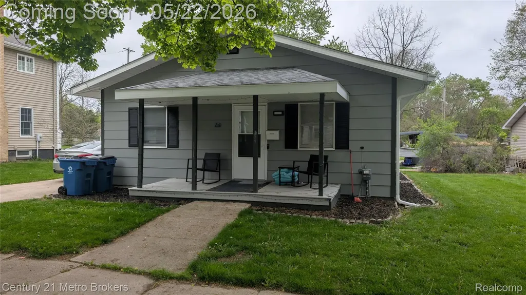 218 N Lapeer Street Davison City MI 48423