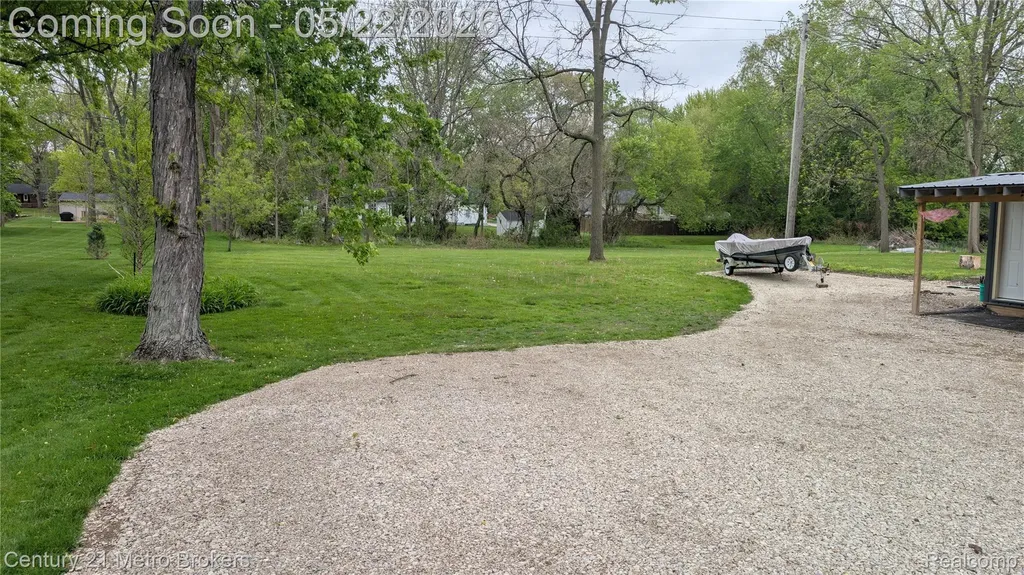 218 N Lapeer Street Davison City MI 48423
