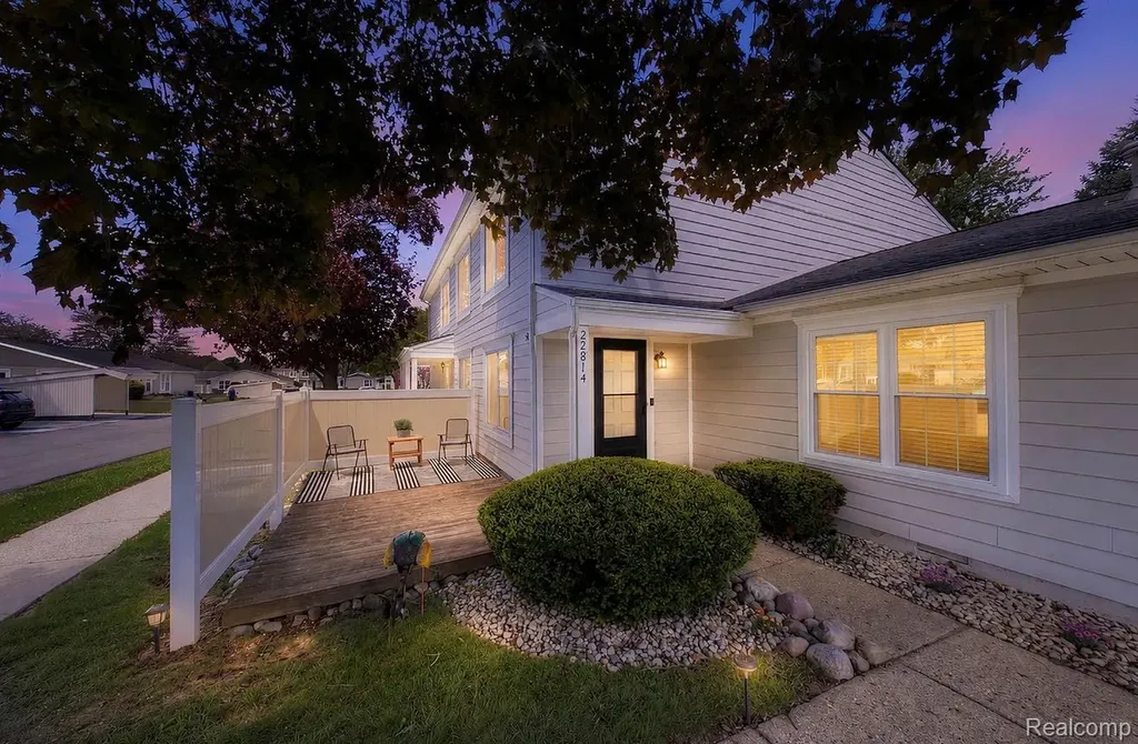 22814 Talford Street Novi City MI 48375