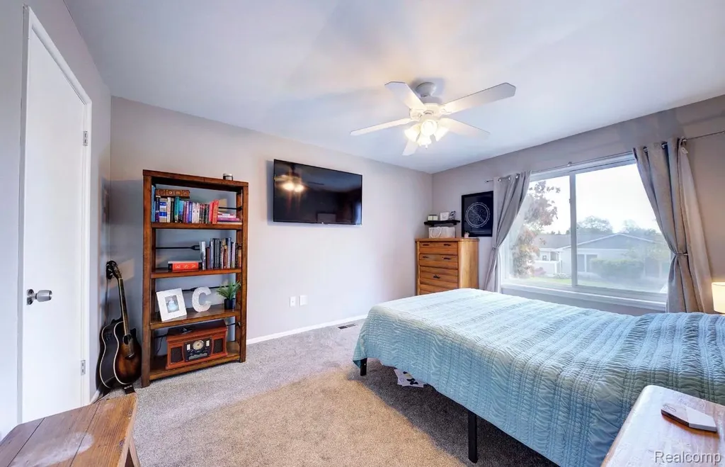 22814 Talford Street Novi City MI 48375